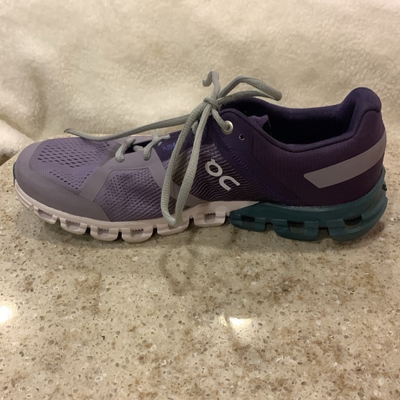 On Running, Cloud Flow III in Violet/Tide Size 9.5 B - Picture 6 of 10